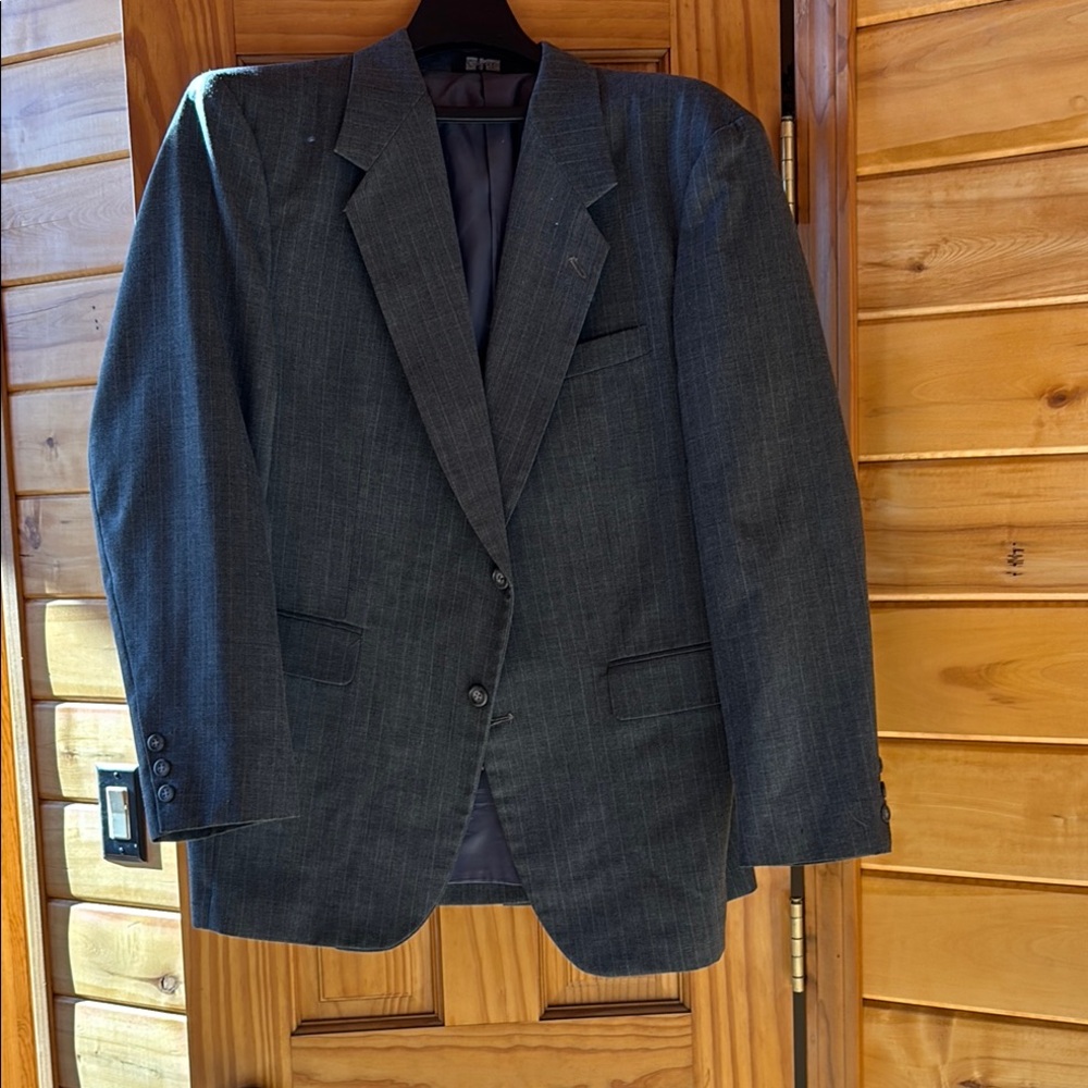 Men's Gray Blazer